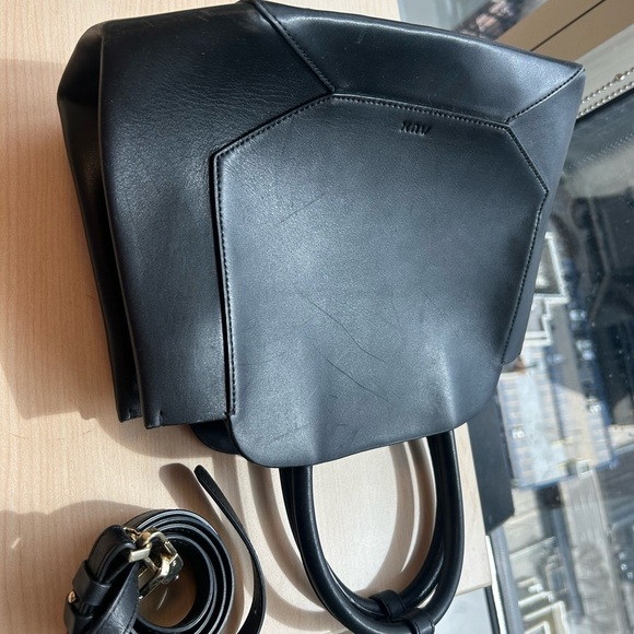 NOT FOR SALE CAN’T DELETE NWOT sold out Black Satchel - Picture 3 of 15